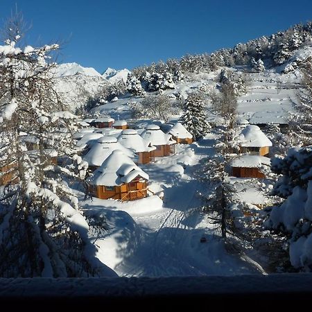 Dalai Lama Village Antey-Saint-André Esterno foto