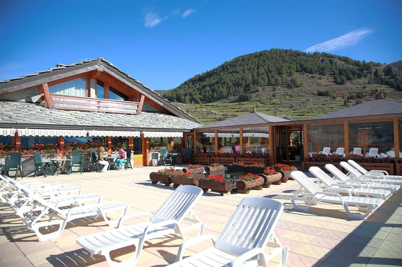 Dalai Lama Village Antey-Saint-André Esterno foto